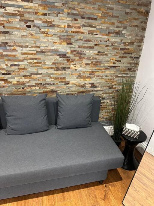 High Wycombe Centre- 2 Bed Flat Διαμέρισμα Εξωτερικό φωτογραφία